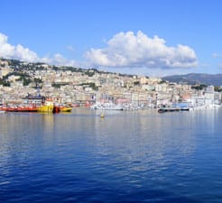 Sådan booker du en færge til Genova 