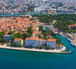 Sådan booker du en færge til Zadar 